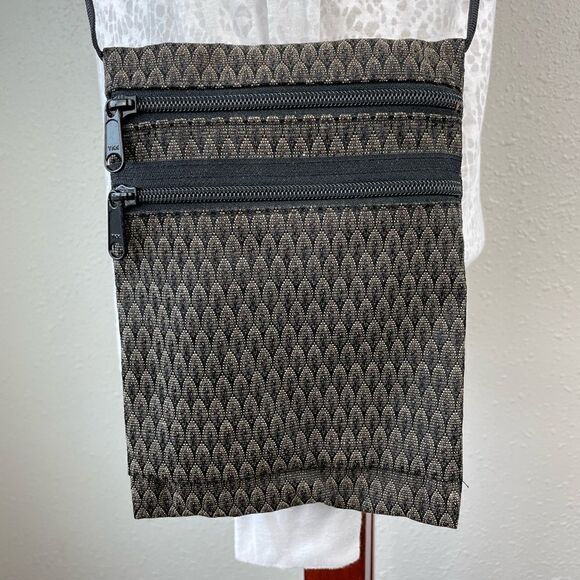 Unbranded Handbags - Crossbody Purse EUC